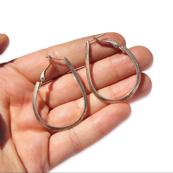 Vintage Sterling Silver Hoop Earrings Large Oval Hoops with Beveled Knife Edge - Picture 3 of 5